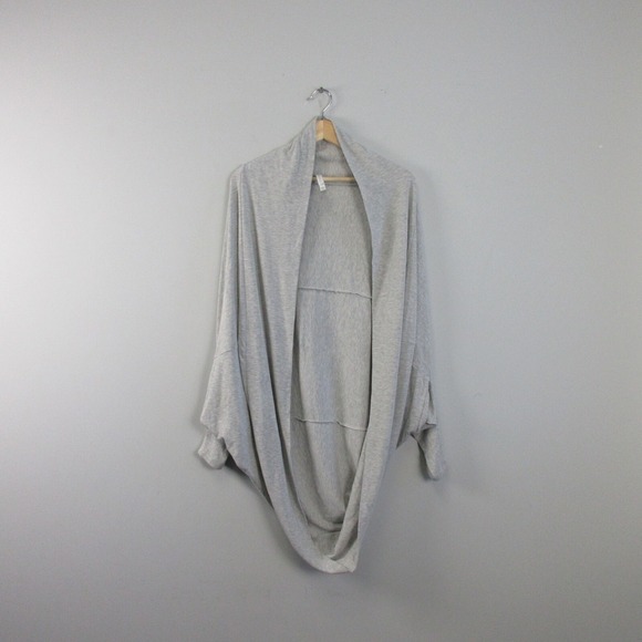 Aritzia The Group By Babaton Women's Cocoon Sweater XS S Grey Viscose Open 616 - Picture 1 of 8